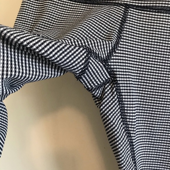 Lululemon Wunder Under Navy Gingham Crop Leggings - Picture 4 of 8